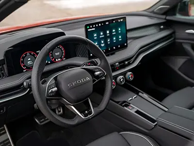 Skoda Superb не сдается: чешский флагман возвращается
