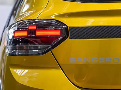Гибридная новинка: что приготовила Dacia для Sandero Stepway 2026