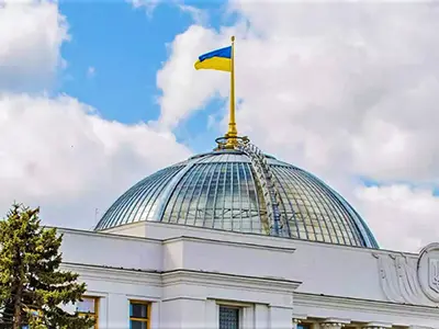 Розмитнення електромобілів в Україні продовжено до 2027 року